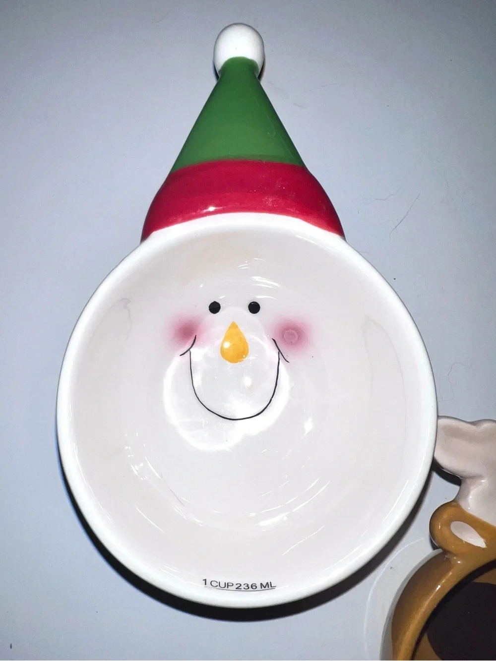 Avon ‘Christmas Whimsey’ Set of 4 Vintage Ceramic Measuring Cups